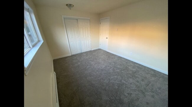 Interior Photo - Del-View Apartments