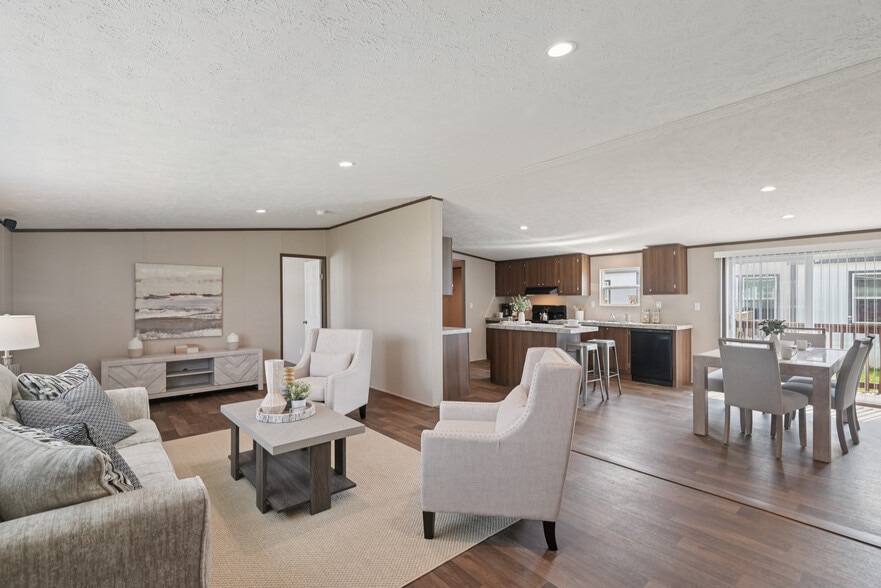 Building Photo - Fannin Meadows
