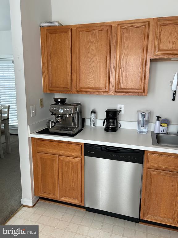 Building Photo - 46614 Drysdale Terrace