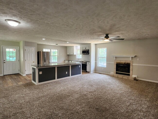 Building Photo - 5444 Rockfish Rd