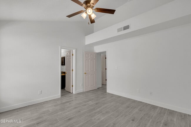 Building Photo - 6541 Dakota Ridge Dr