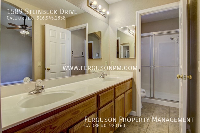 Building Photo - 1589 Steinbeck Dr