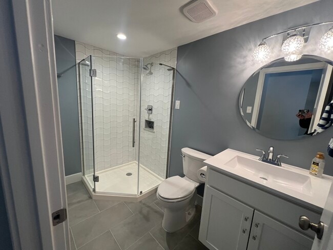 Building Photo - 53 Ember Ln