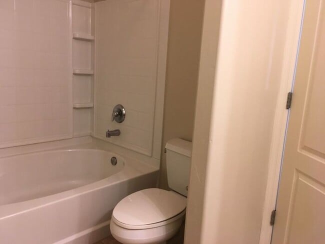 Building Photo - 7201 E Bloomtree Ln