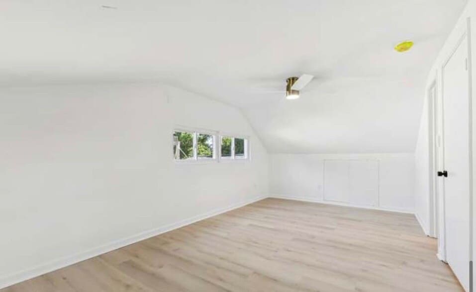 Building Photo - 1622 Farragut Ave