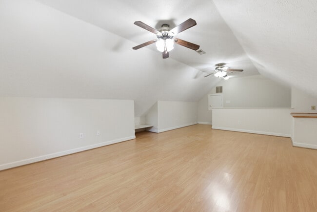 Building Photo - 1611 York Rest Ln