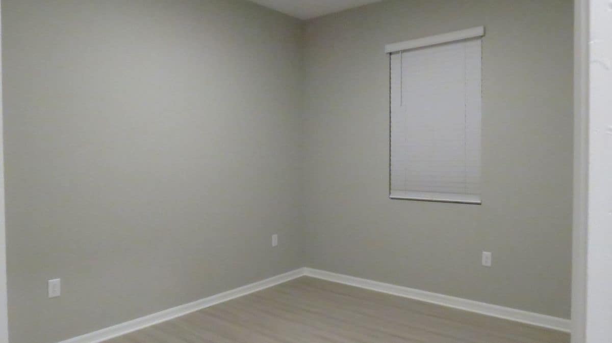 Building Photo - 932 Blue Creek Dr