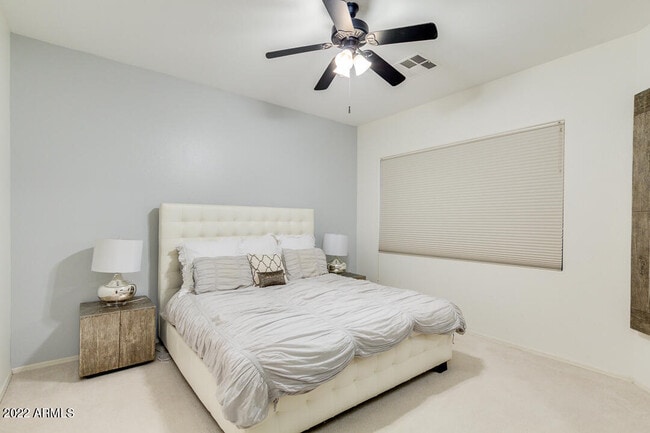 Building Photo - 2037 W Periwinkle Way