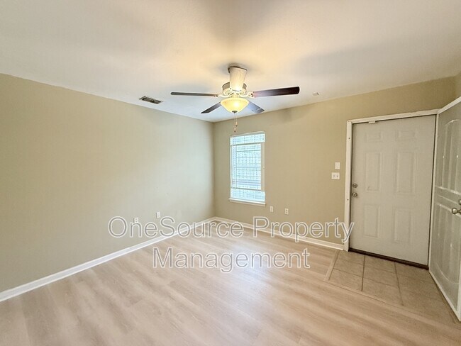 Building Photo - 2738 W Tharpe St