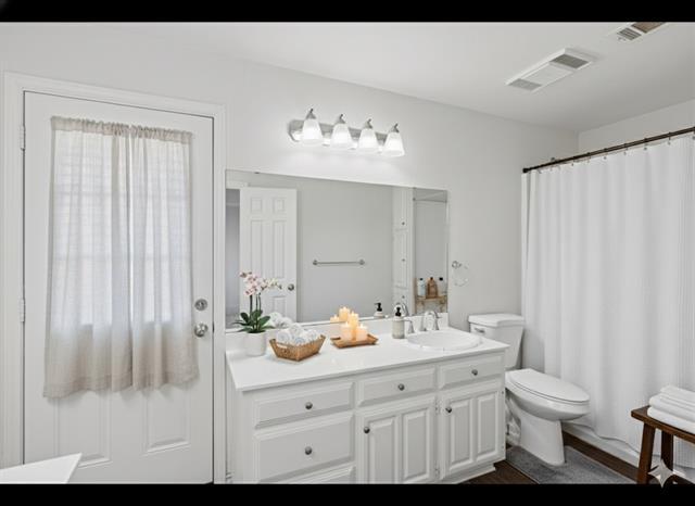 Building Photo - 2916 Patino Rd