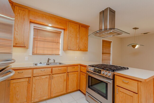Building Photo - 4501 Caswell-