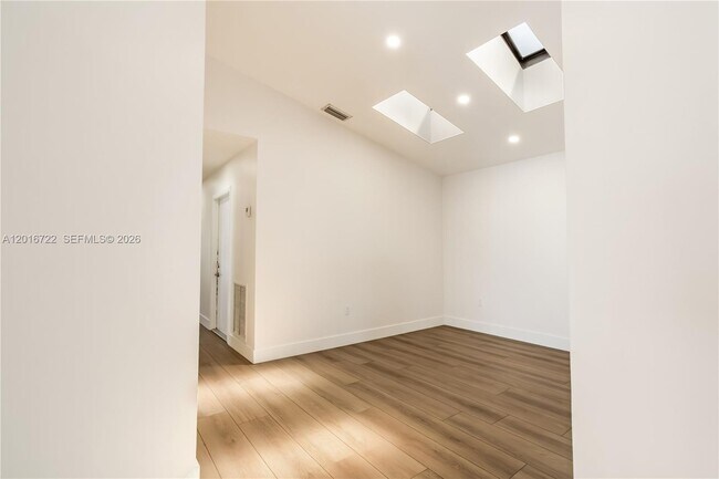 Building Photo - 15472 SW 148th Terrace