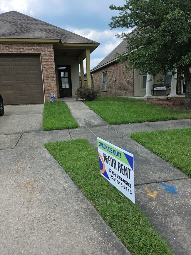 Building Photo - Welcome Home!