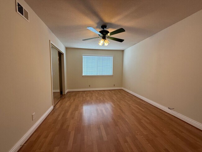 Building Photo - Beautiful Home In The Heart of Berryessa Area