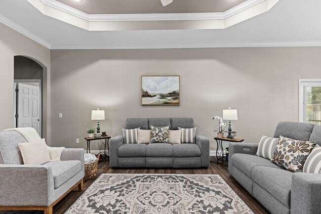 Building Photo - RARE TO FIND !!! TWO ENSUITE MASTER BEDROO...