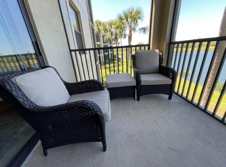 Building Photo - 7015 River Hammock Dr