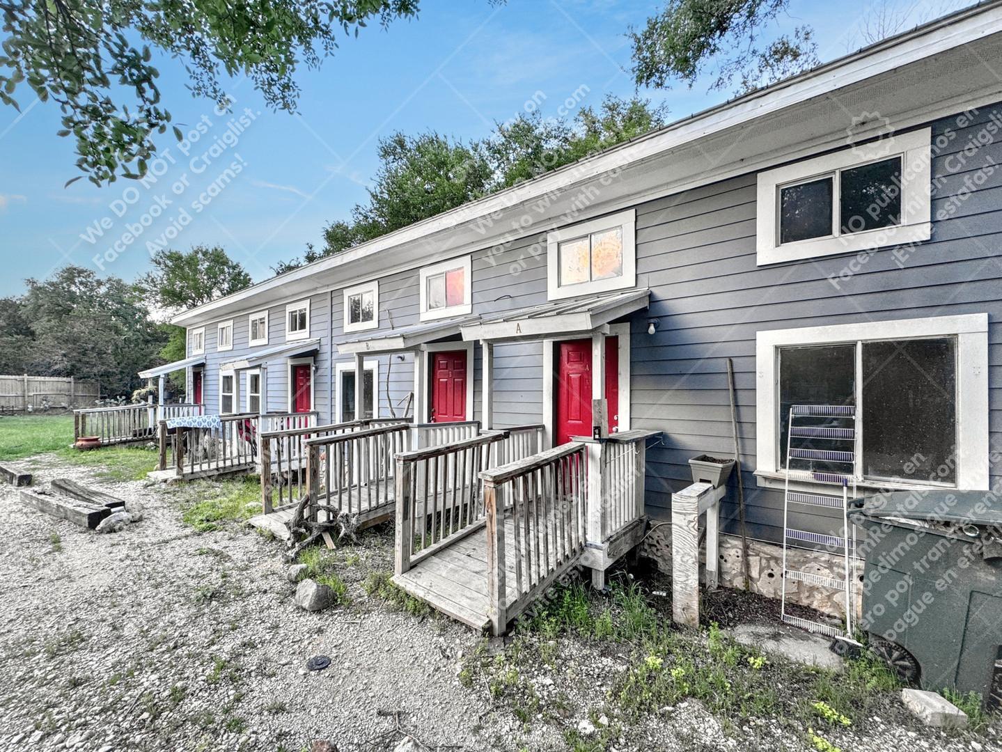 Building Photo - 1108 W McCarty Ln