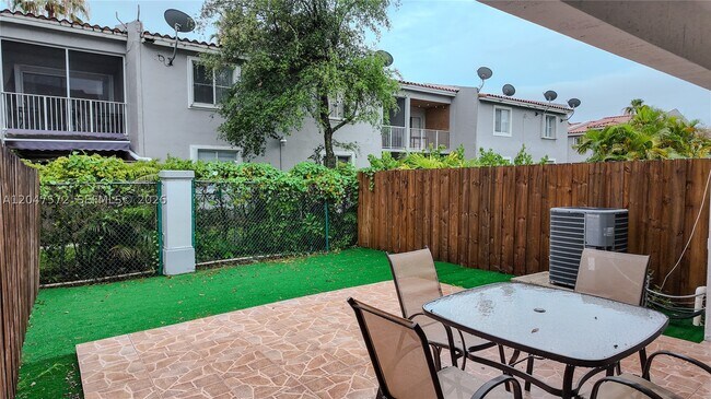 Building Photo - 11432 NW 48th Terrace