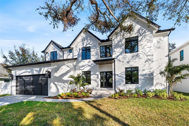 Building Photo - 2106 S Cortez Ave