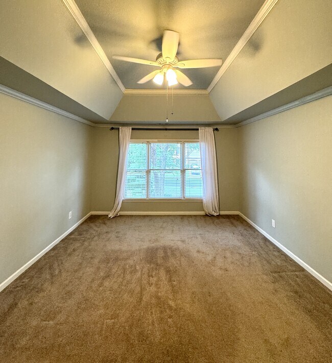 Building Photo - 125 Witheridge Dr