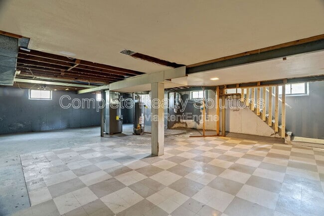 Building Photo - 10720 Spring Garden Dr