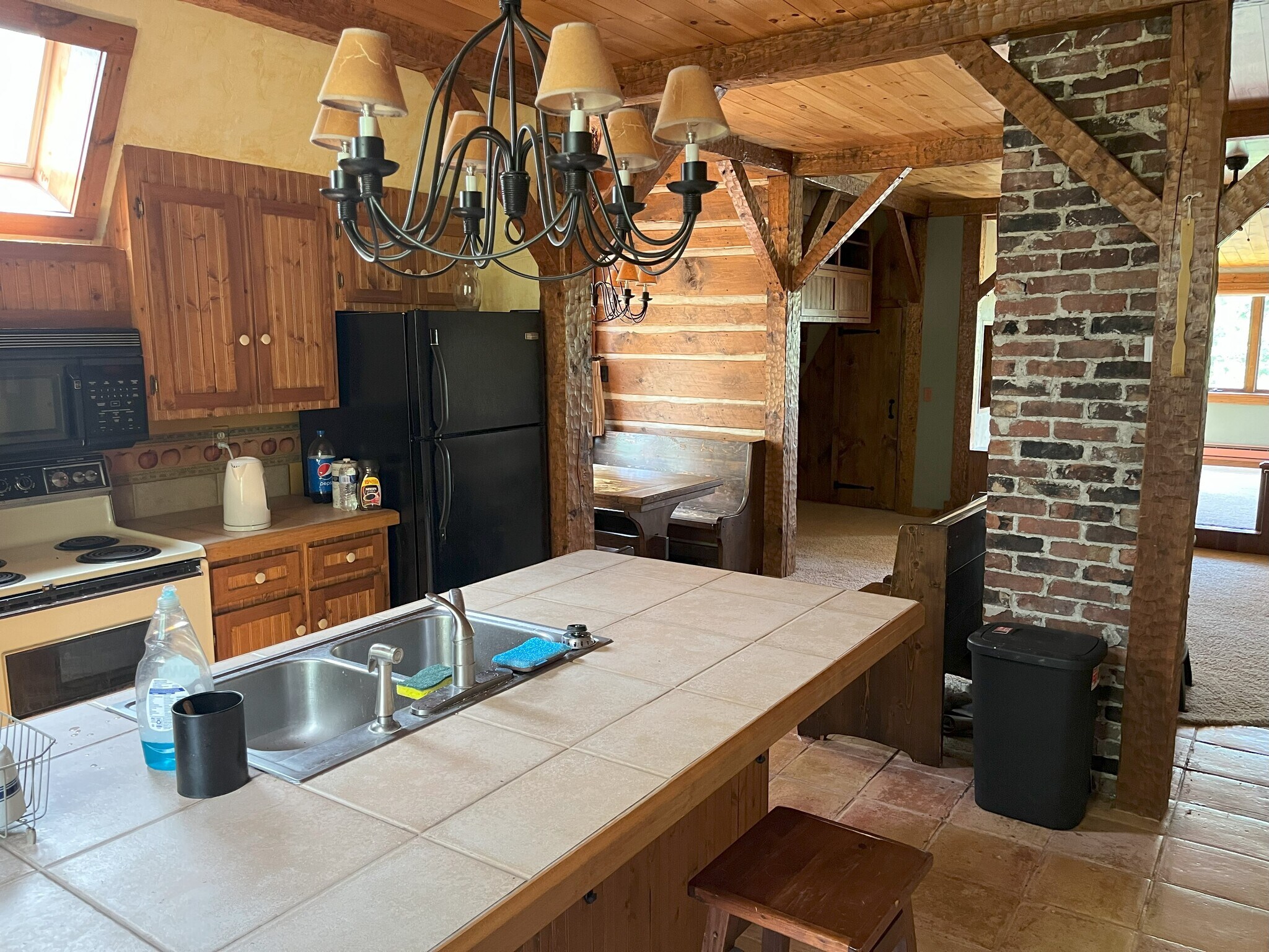 Building Photo - 55 S Main St