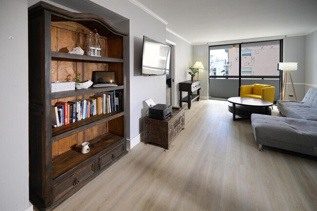 Building Photo - 1775 Washington Ave