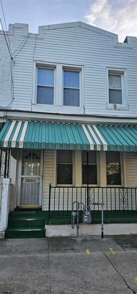 Building Photo - 1044 N Ohio Ave