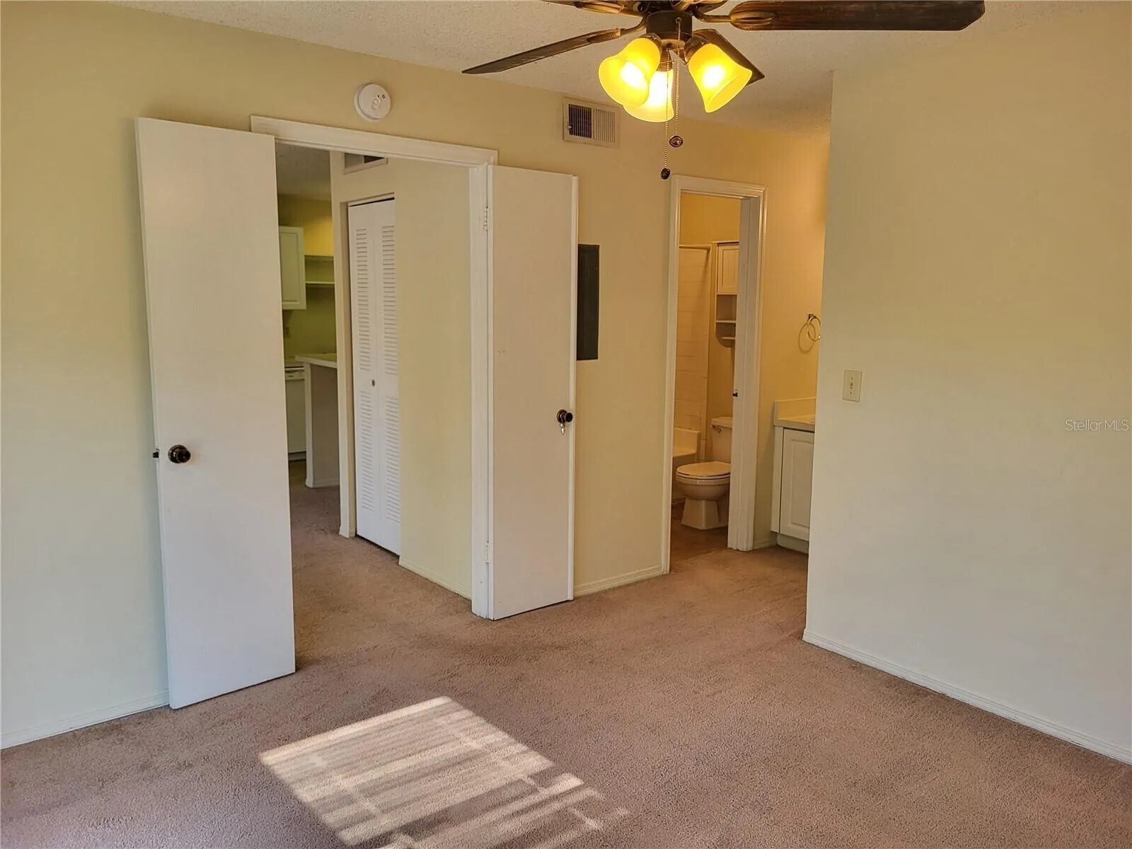 Building Photo - 4107 Chatham Oak Ct