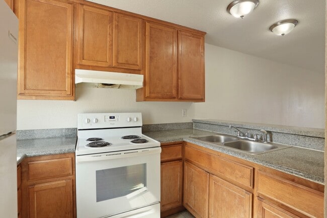 Building Photo - 3557 Merced Ave