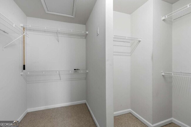 Building Photo - 2117 Wylmoor Way