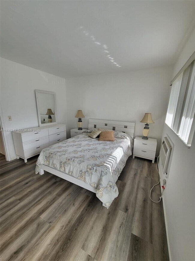 Building Photo - 600 Layne Blvd