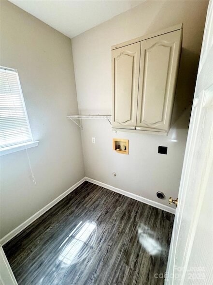 Building Photo - 9413 Thatcher Hall Ct