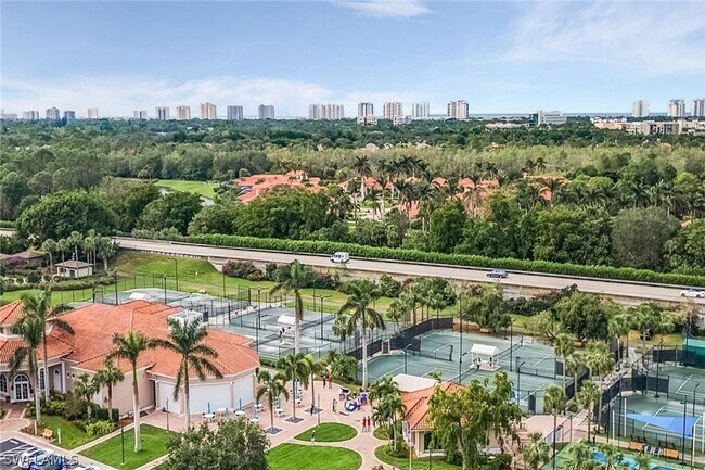 Building Photo - 1540 Clermont Dr