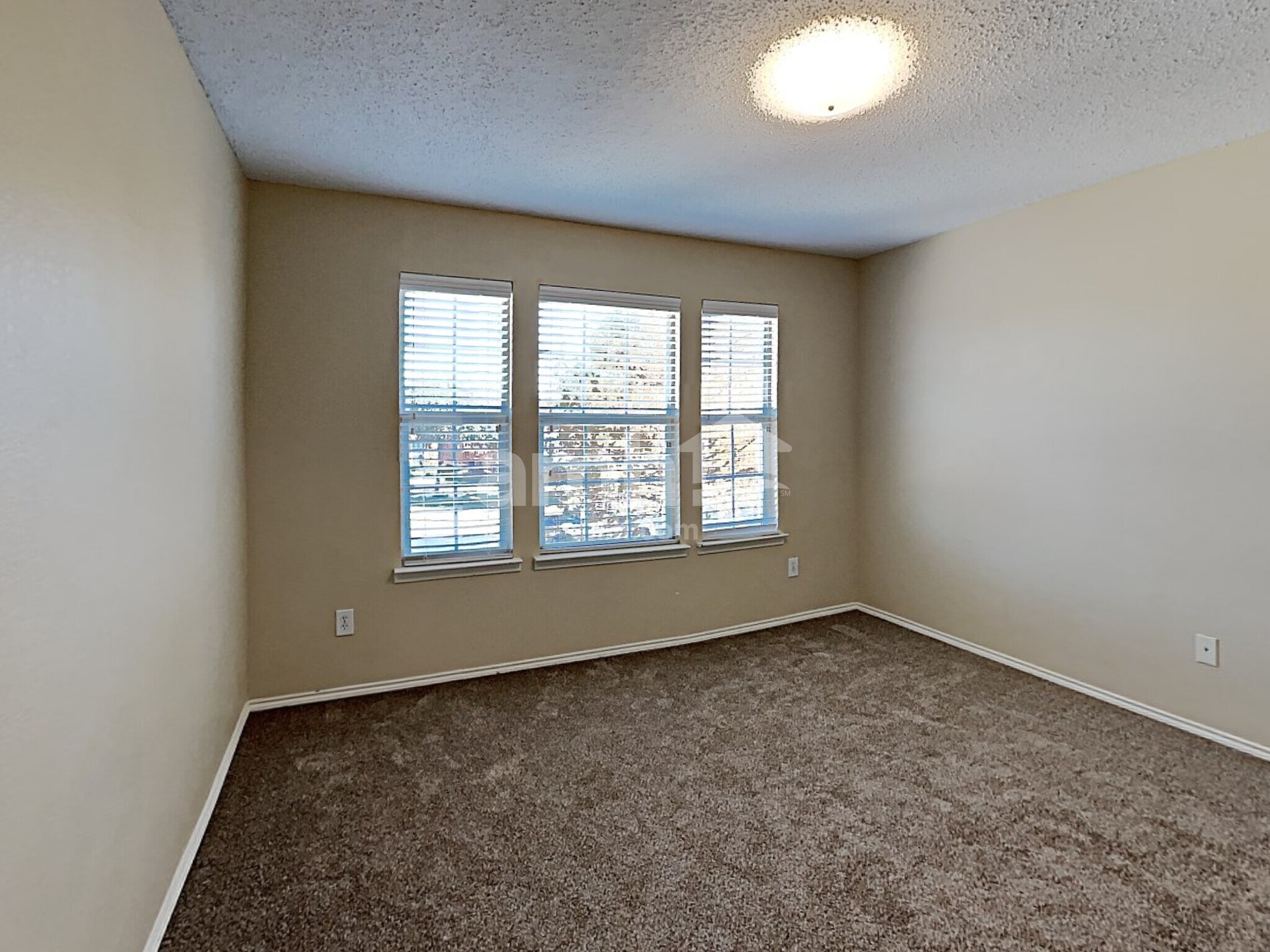 Building Photo - 2813 Island Wren Dr