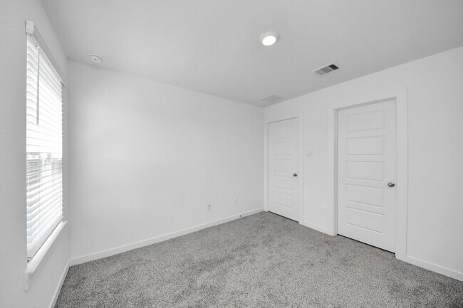 Building Photo - 12326 Basilwood Dr