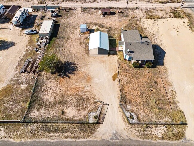 Building Photo - 3519 N Northstar Ave