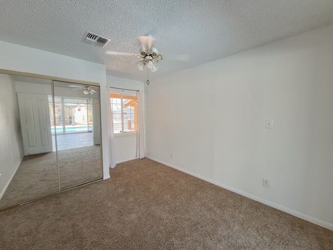 Building Photo - 4620 Nolan Ln
