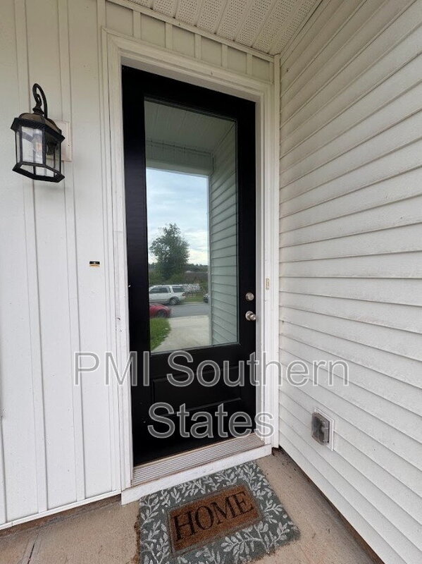 Building Photo - 207 Clarus Crk Wy