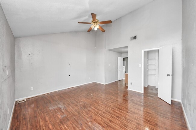 Building Photo - 12667 Windsor Village Dr