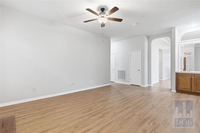 Building Photo - 10505 Walpole Ln