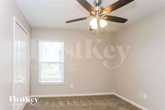 Building Photo - 13130 Early Run Ln