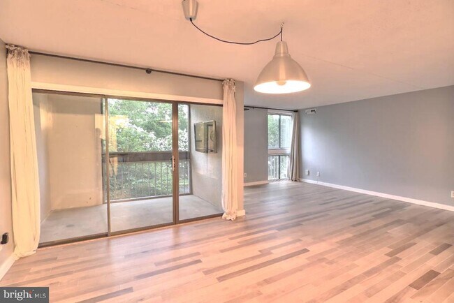 Building Photo - 1578 Moorings Dr