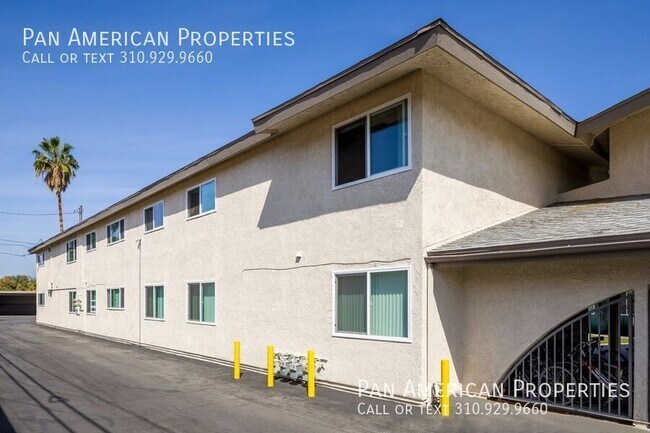 Building Photo - 13919 Coteau Dr
