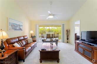 Building Photo - 337 Robin Hood Cir