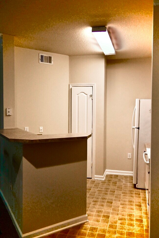 Building Photo - 1300 Park West Blvd