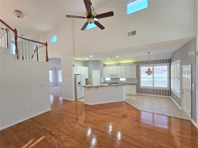 Building Photo - 11801 Waterford Ln