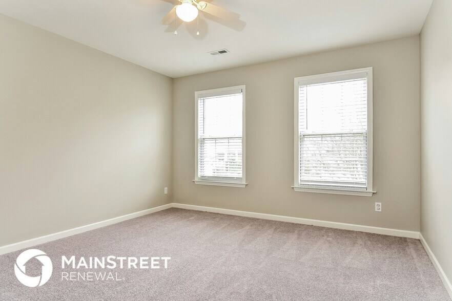 Building Photo - 6116 Boxelder Cove