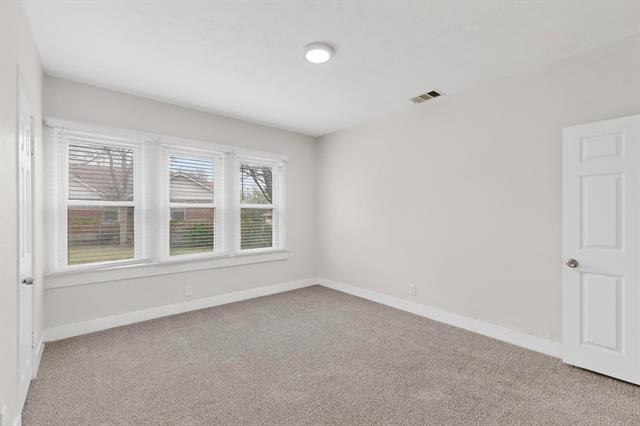 Building Photo - 2009 Berwick Ave