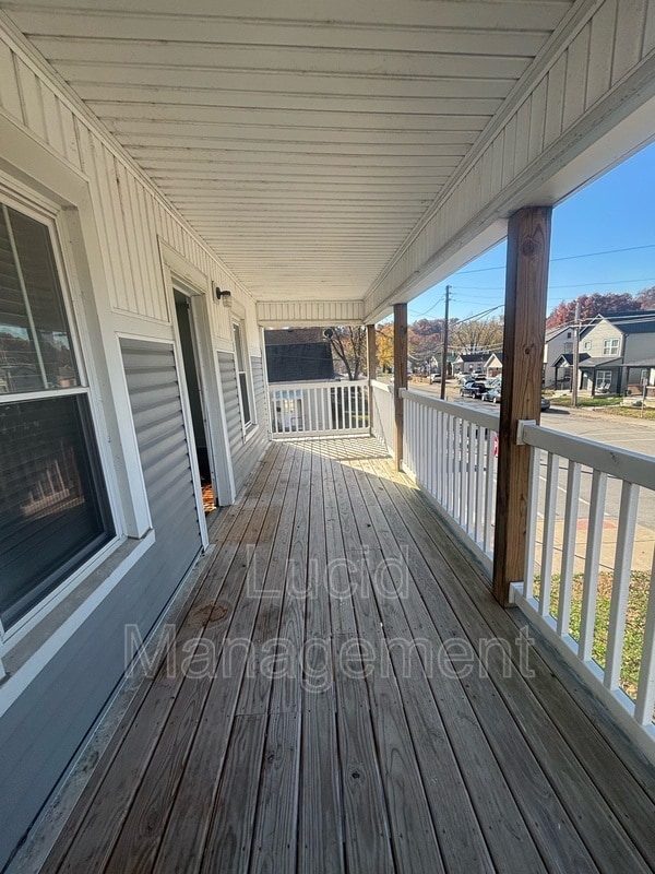 Building Photo - 629 W Market St